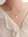 Load image into Gallery viewer, Women's Fashion Personalized Tulip Necklace
