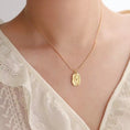 Load image into Gallery viewer, Women's Fashion Personalized Tulip Necklace
